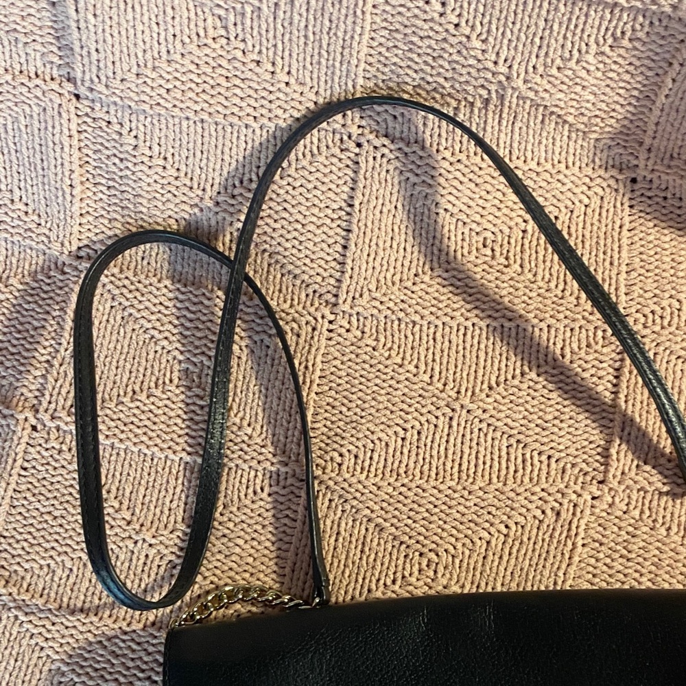 Kate Spade Black Crossbody Bag with White Bow - Picture 9 of 11